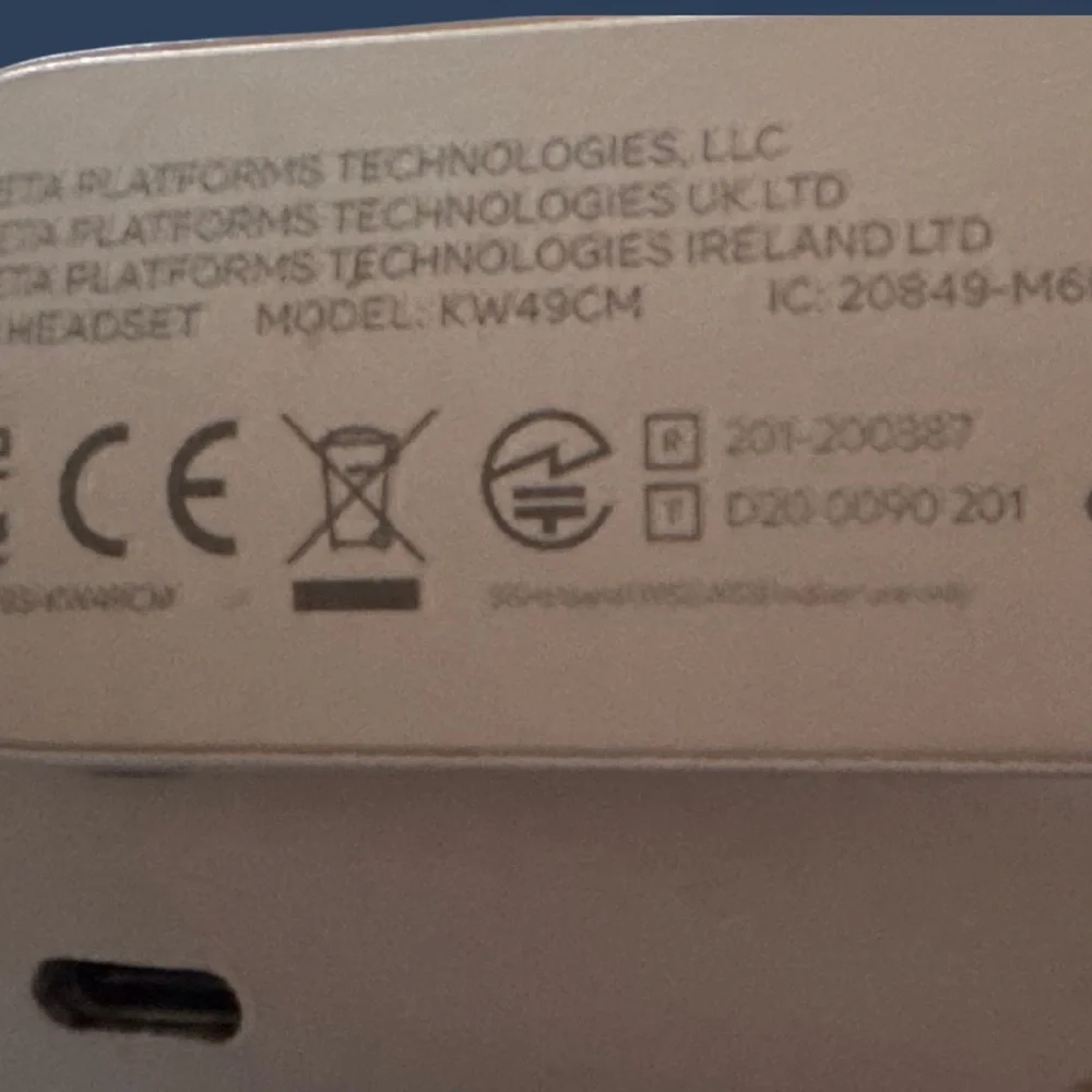 Meta Quest 2 VR Headset Facial Interface - White- Parts Only As-Is